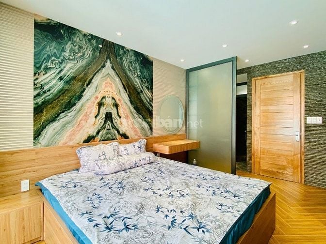 CHÍNH CHỦ BÁN NHÀ ĐẸP MỚI XÂY ĐÚC 2 LẦU 3PN FULL NỘI THẤT GIÁ RẺ