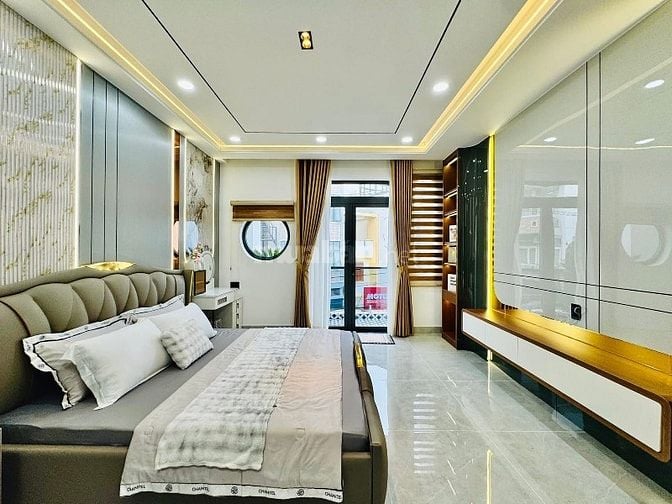 ⭐️Siêu phẩm 5 Lầu THANG MÁY tuyệt đẹp Cao cấp đường 12m Lê Văn Thọ