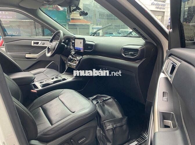 Ford Explorer 2022 - 24300 km