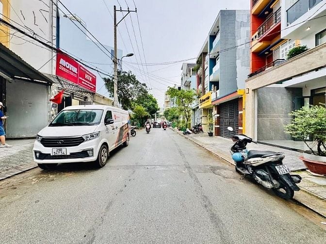 ⭐️Siêu phẩm 5 Lầu THANG MÁY tuyệt đẹp Cao cấp đường 12m Lê Văn Thọ