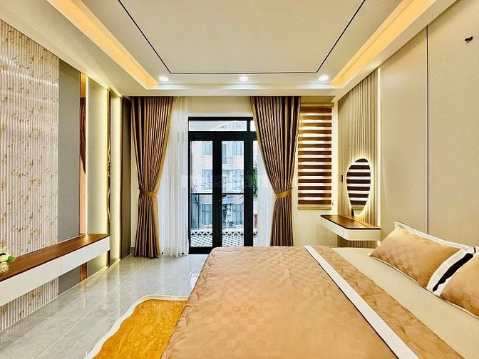 ⭐️Siêu phẩm 5 Lầu THANG MÁY tuyệt đẹp Cao cấp đường 12m Lê Văn Thọ