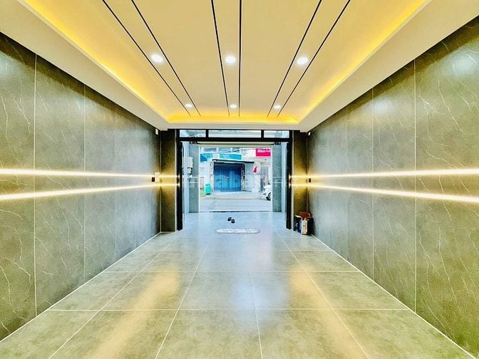 ⭐️Siêu phẩm 5 Lầu THANG MÁY tuyệt đẹp Cao cấp đường 12m Lê Văn Thọ