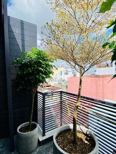 CHÍNH CHỦ BÁN NHÀ ĐẸP MỚI XÂY ĐÚC 2 LẦU 3PN FULL NỘI THẤT GIÁ RẺ