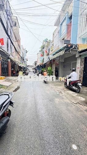 4x28m 4PN 5WC💥Sân để xe hơi vô nhà thuê💥Sân thượng Quang Trung