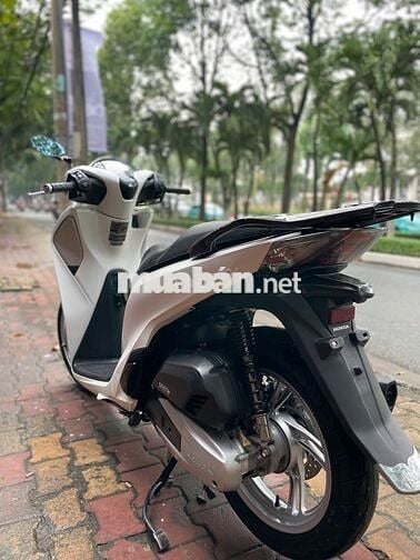 Xe máy Honda SH 150 ABS 2018 màu trắng