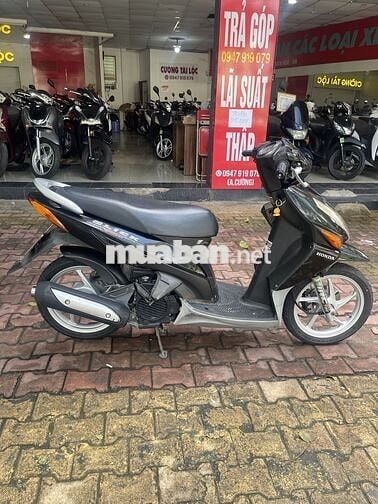Xe máy Honda Click 110 màu đen, đời 2008