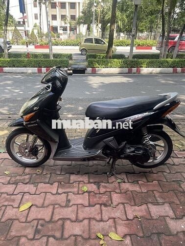 Xe máy Honda Click 110 màu đen, đời 2008