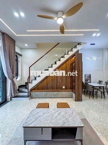 NGÂN HÀNG PHÁT MÃI CẦN THANH LÝ NHÀ 1 TRỆT 1 LẦU GIÁP QUẬN BÌNH TÂN !!