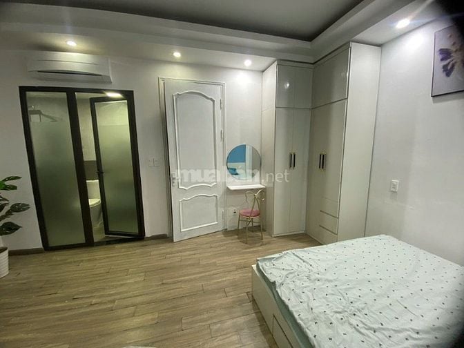 Nhà ĐẸP, Lô Góc, Thang Máy, Ô Tô tránh, Ô tô ngủ trong nhà, Kinh Doanh