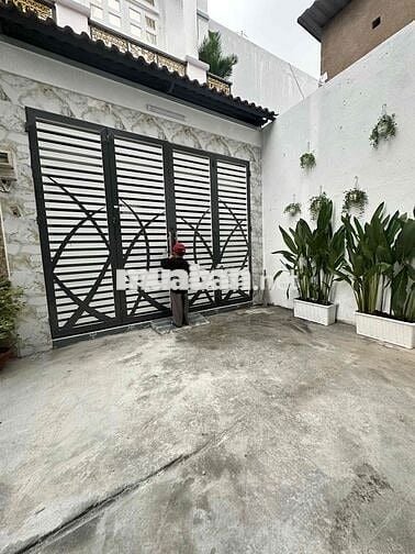 ban nha quan12 cach đường nguyen anh thu 100k vitri đep nhat quan12