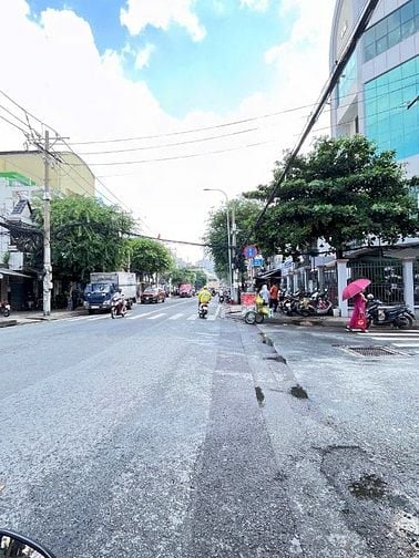 Cần bán gấp nhà 1trệt, 2 lầu, Sân thượng, Hẻm Mạc Vân P12, Q8. N3mx14m