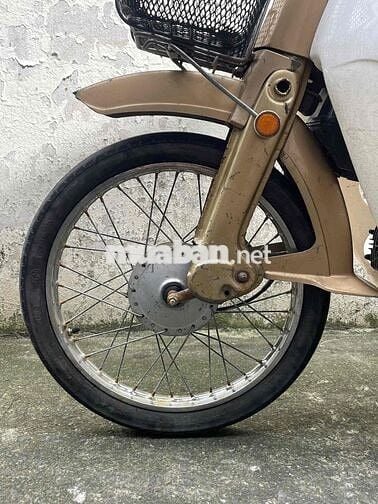 Honda Cub đầu vuông máy êm ru