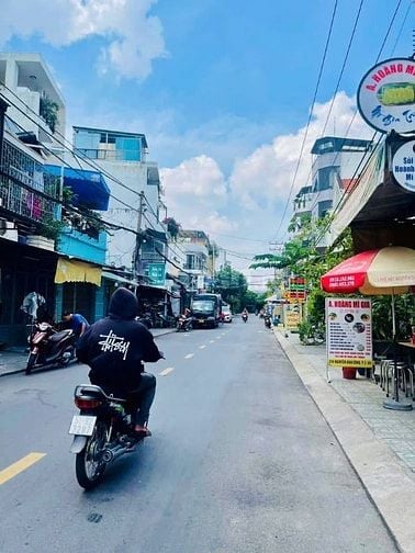 Bán nhà rẻ đẹp hẻm thông 97/13 Nguyễn Văn Công p3 Gò Vấp (Sân Bay)