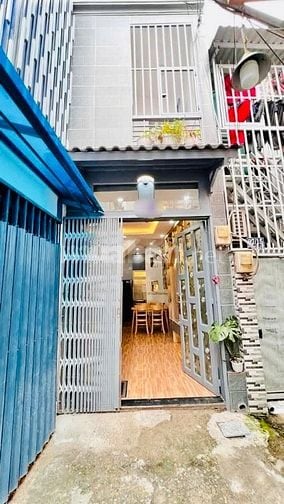 Bán nhà rẻ đẹp hẻm thông 97/13 Nguyễn Văn Công p3 Gò Vấp (Sân Bay)