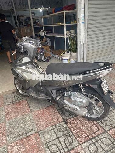 xe nhà sử dụng . đang làm lại cavet