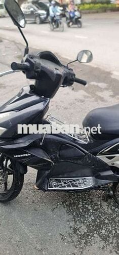 Xe bao tranh chấp giá tự hiểu