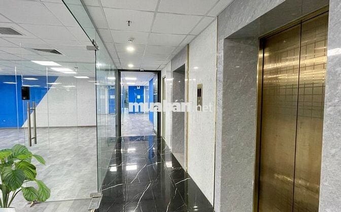 Văn Phòng Mặt Tiền Đường Yên Thế 276m2 Gần Sát Sân Bay