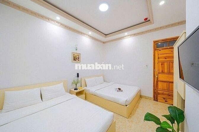 Cho thuê khách sạn mặt tiền Đường Phan Như Thạch trung tâm TP. Đà Lạt