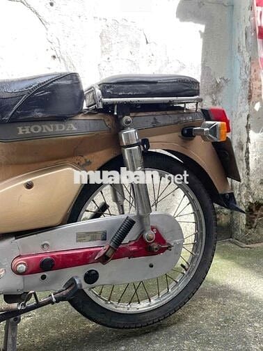 Honda Cub đầu vuông máy êm ru