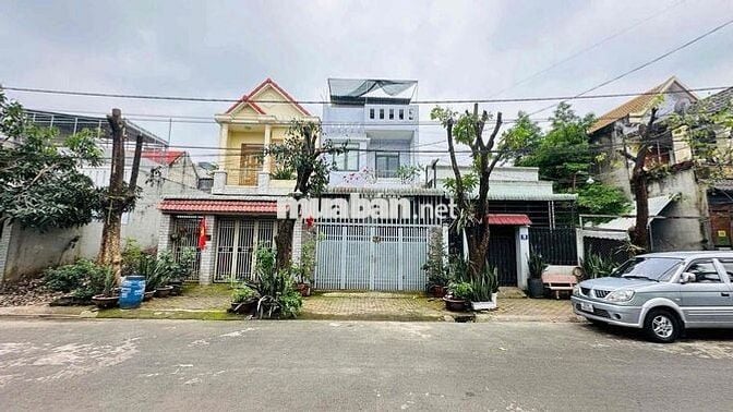 Đất đẹp 100m2 (5*20) gần hội trường Đông Hoà,phường Đông Hoà,TP Dĩ An