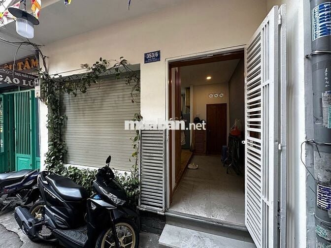 Bán nhà đẹp hẻm xe hơi Trần Xuân Soạn, tiện kinh doanh giá chỉ 4,5 tỷ