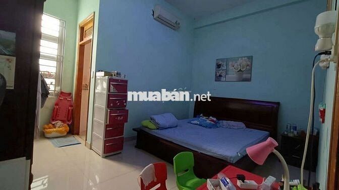 Cần bán gấp nhà P ĐHT Q12 DT 4,8 x16 .1 trệt 2 lầu 4PN 3WS hẻm xe hơi