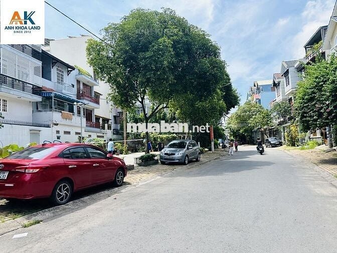 Hiếm - Nhà mới hẻm ô tô Hoàng Diệu, 127m2 ngang 6,4m nở hậu, sổ sẵn