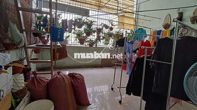 Cần bán gấp nhà P ĐHT Q12 DT 4,8 x16 .1 trệt 2 lầu 4PN 3WS hẻm xe hơi