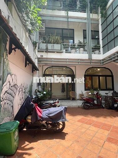 Siêu phẩm Biệt thự SÂN VƯỜN 27 Đặng Tất Q1 Trệt Lầu Giá 79tr