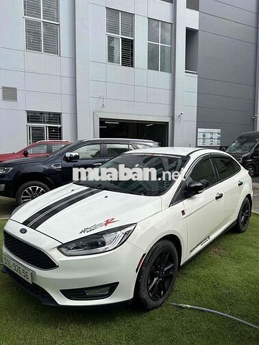 Ford Focus 2018 1.5L Ecoboost Sport - 79000 km