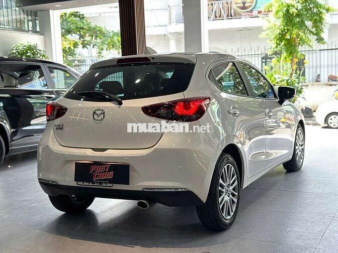 Mazda 2 2022 Sport Luxury 1.5AT,màu trắng,20.000km