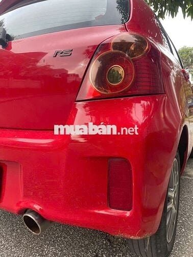 Toyota Yaris 2013 RS 1.5 AT - 129999 km