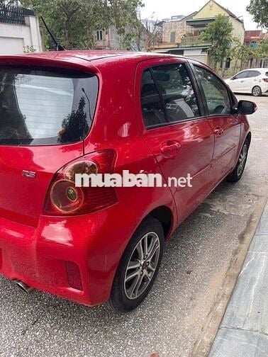 Toyota Yaris 2013 RS 1.5 AT - 129999 km