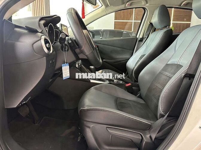 Mazda 2 2022 Sport Luxury 1.5AT,màu trắng,20.000km