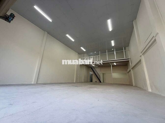 NHÀ MẶT TIỀN KHU KINH DOANH SẦM UẤT