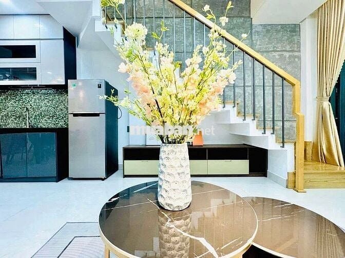 Nhà đẹp giá rẻ 65m2 giá 2,55 tỷ đường Vườn Lài , An Phú Đông, Quận 12