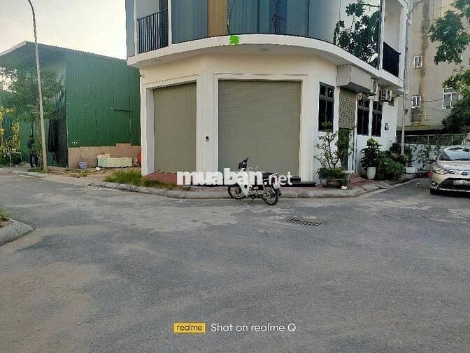 Bán gấp đất đấu giá  Ngũ Hiêp ,lô góc ô tô ,phân lô vỉa hè giá 9.75 tỷ