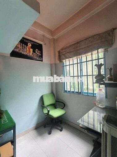 Nhà Ngô gia Tự ,gần Hòa Hảo đúc bê tông , đầy đủ tiện ích