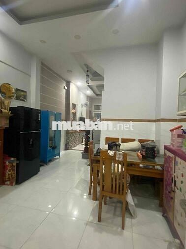 bán nhà đường Dưong Thị Mười trệt 2 lầu 4 phòng ngủ giá 5.3 ty