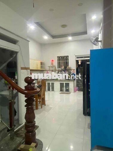 bán nhà đường Dưong Thị Mười trệt 2 lầu 4 phòng ngủ giá 5.3 ty