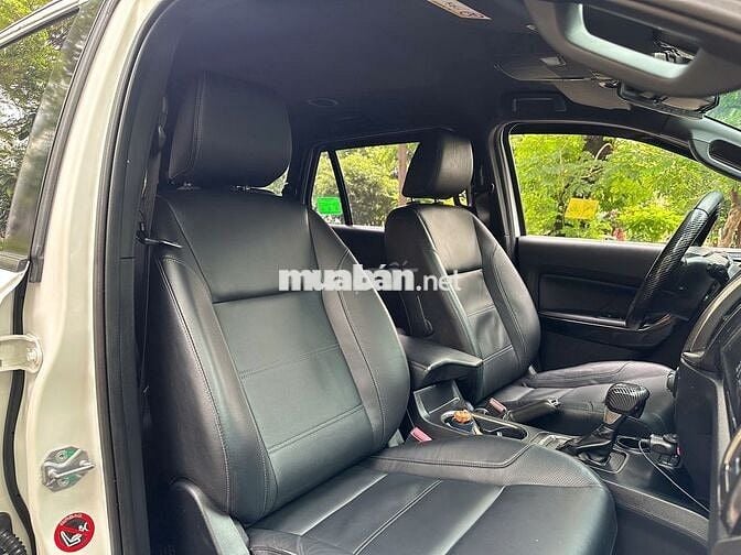 SIÊU PHẨM FORD EVEREST 2019 TRẮNG 4x2 AT