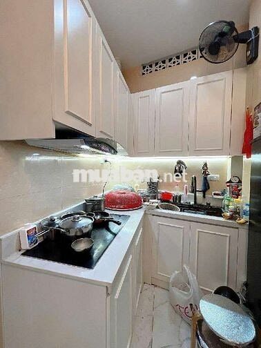 Nhỉnh 7 tỷ – Nhà phố Quán Thánh, lõi phố cổ, 5 tầng,
Lô góc