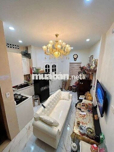 Nhỉnh 7 tỷ – Nhà phố Quán Thánh, lõi phố cổ, 5 tầng,
Lô góc