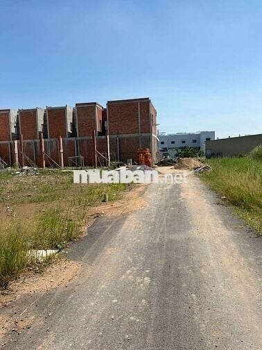 Chính chủ cần bán gấp lô đất thổ cư đã có sổ