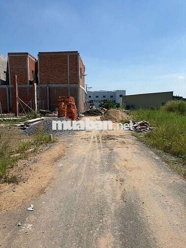 Chính chủ cần bán gấp lô đất thổ cư đã có sổ