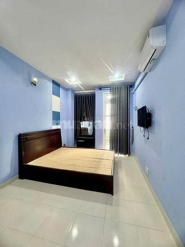 Bán Nhà Quận 2- 3 Tầng- 6PN,Ngang Khủng 7M-Hẻm 4M-Sổ Riêng- Chỉ 6,4 Tỷ