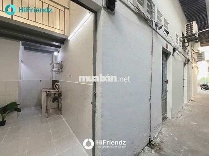 PHÒNG TRỌ DƯỚI TRỆT GIÁ RẺ GÁC CAO ĐỨNG ĐƯỢC AN NINH THOÁNG MÁT