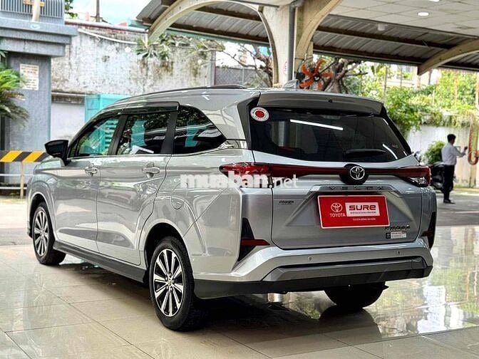 Toyota Veloz Cross 2022 CVT - 56500 km. Xe gia đìn