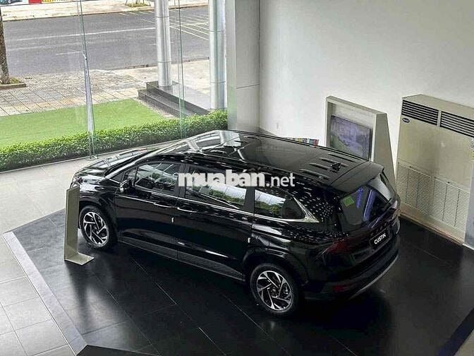 Hyundai Custin 7 chỗ đủ màu, phiên bản giao ngay