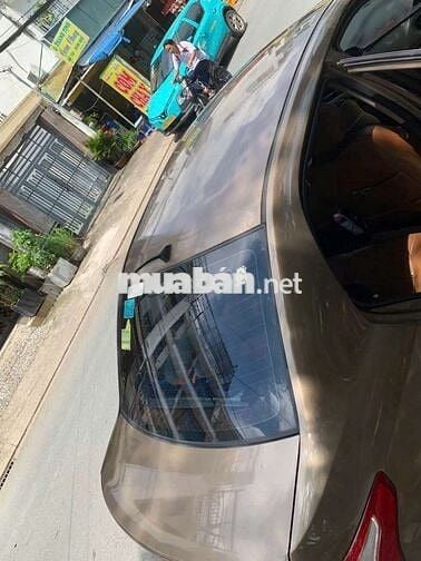 Cần bán Hyundai i10